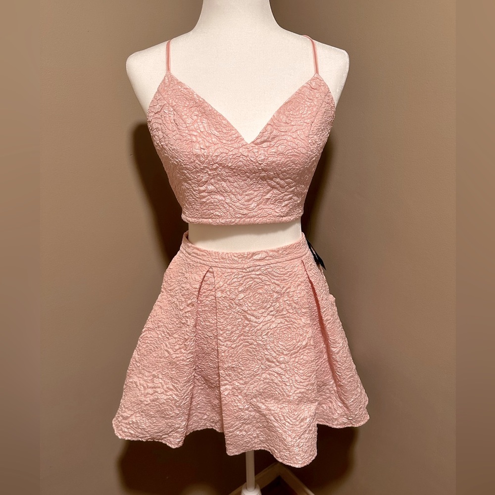 Lulu’s Pink Jacquard Two-Piece Set